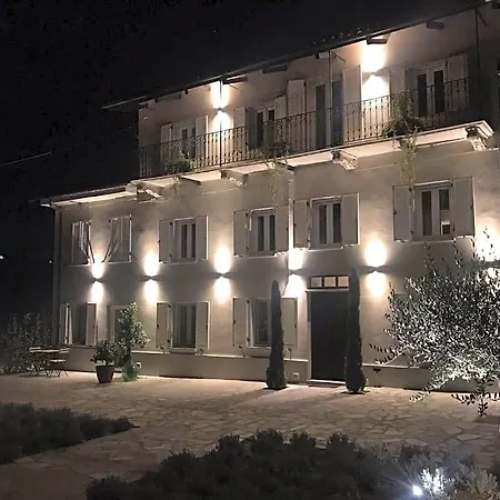 Sotto La Vigna Charm Adults Only Vacation Bed & Breakfast 4*